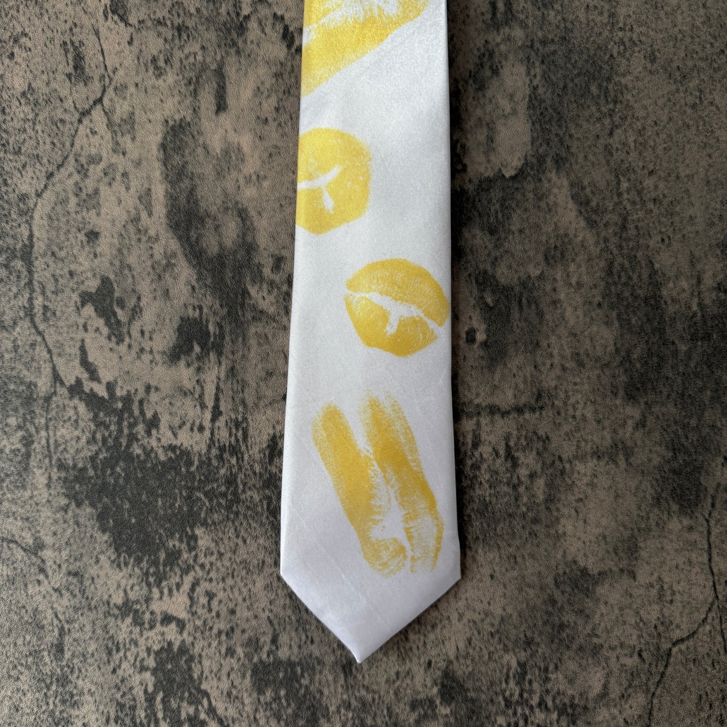 KISS TIES